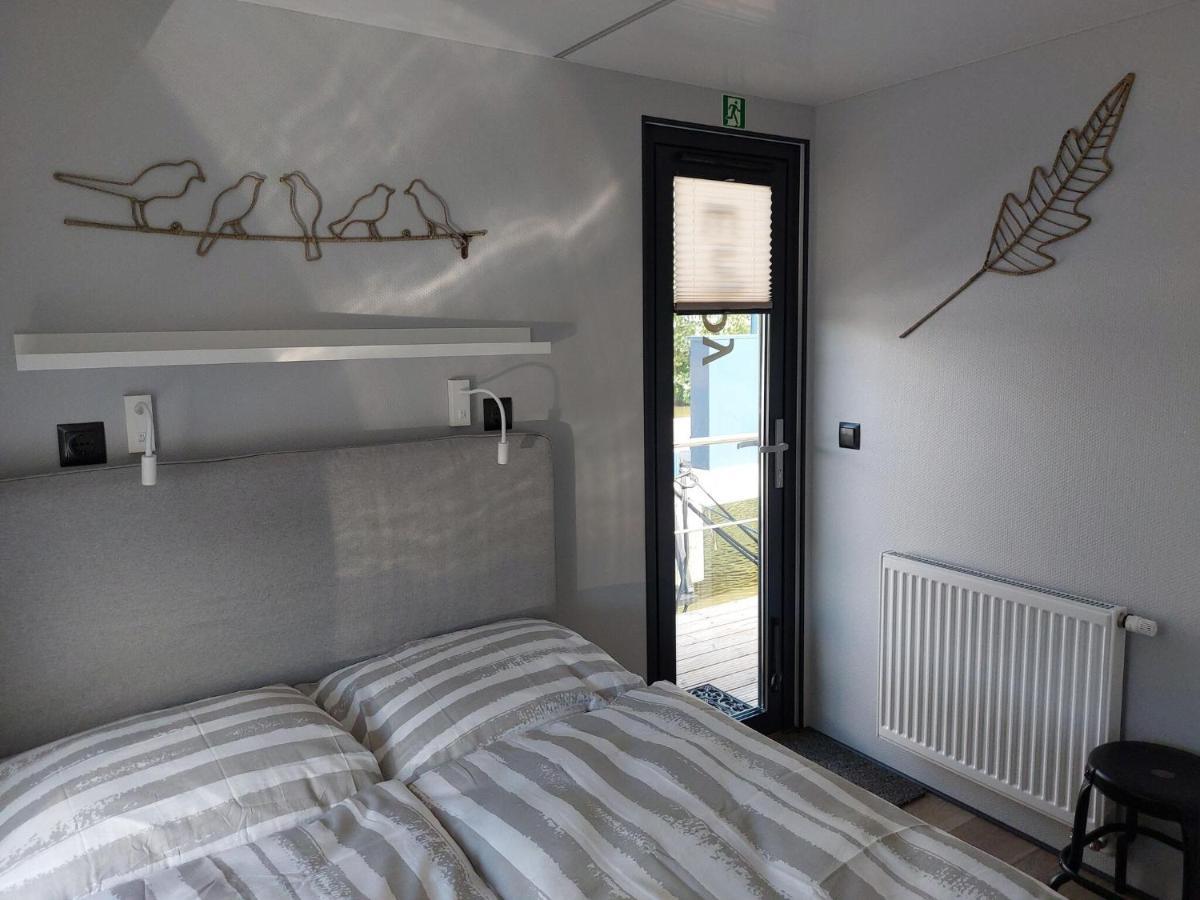 Luxury Houseboat In Volendam Marina Hotel Екстериор снимка